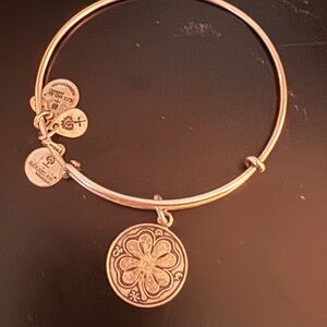 Alex and Ani 4 Leaf Clover, sterling silver bracelet, retired, like new